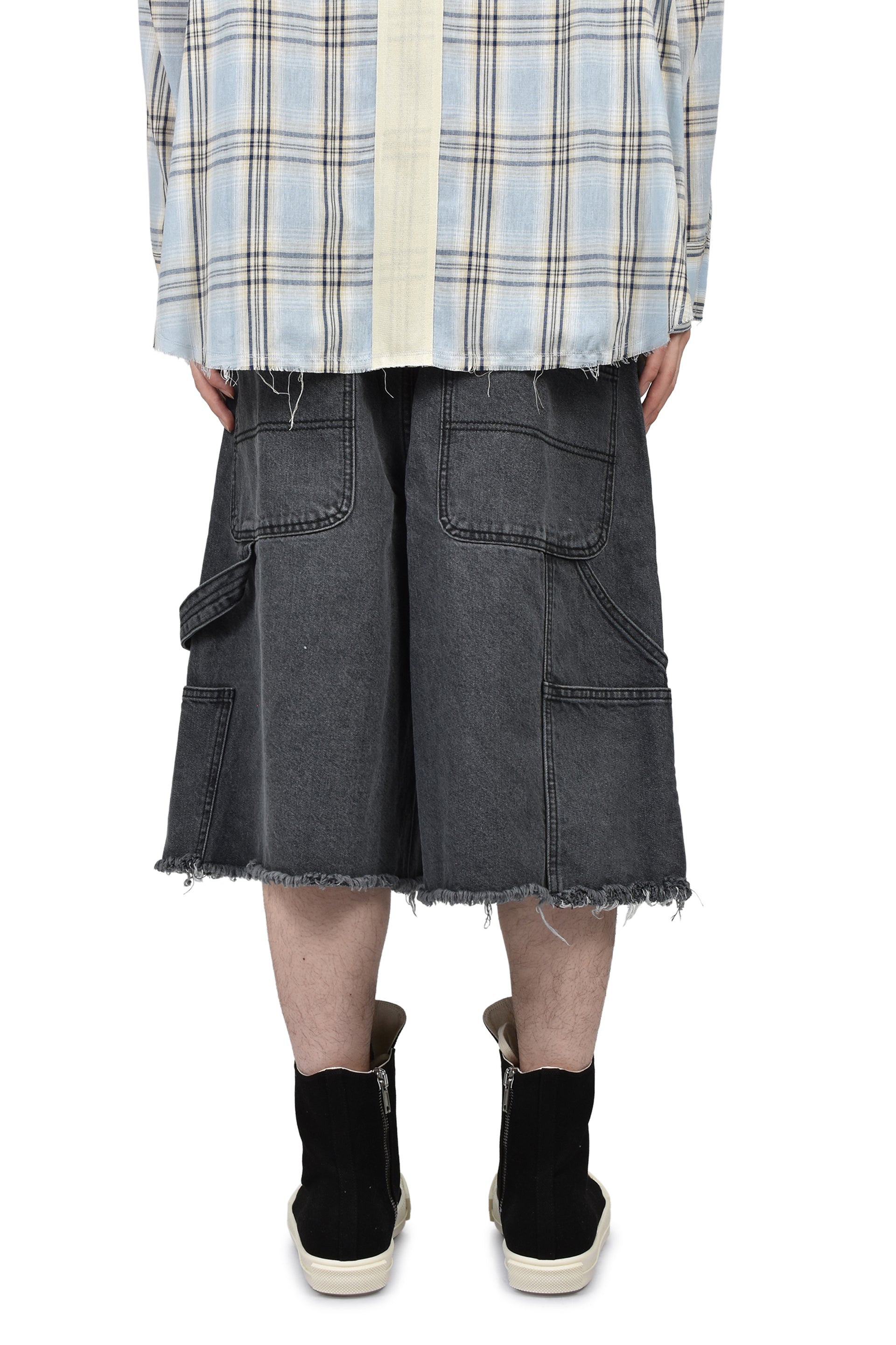 PAISLEY CARPENTER SHORTS / BLK