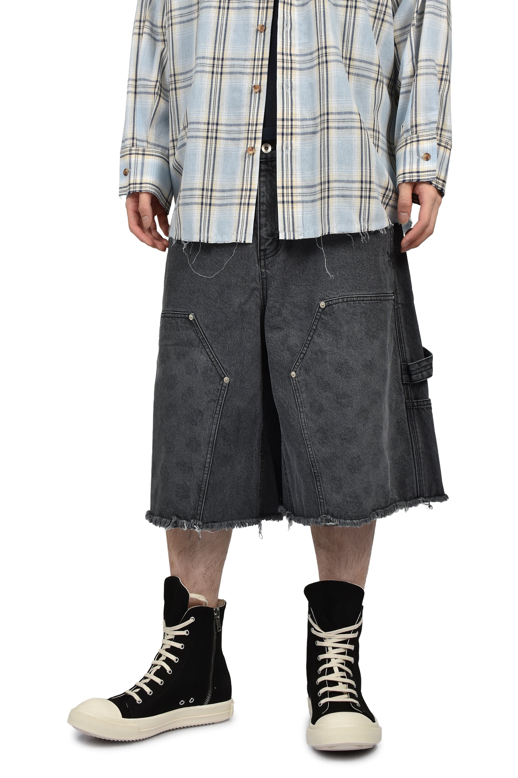 PAISLEY CARPENTER SHORTS / BLK