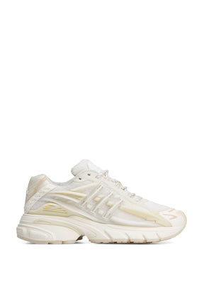 PW ADISTAR JELLYFISH / CHALK WHT/OFF WHT/CLEAR BRW