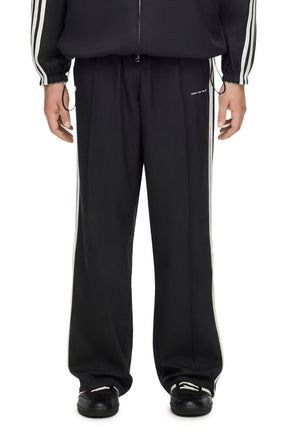 TRACK PANTS / BLK