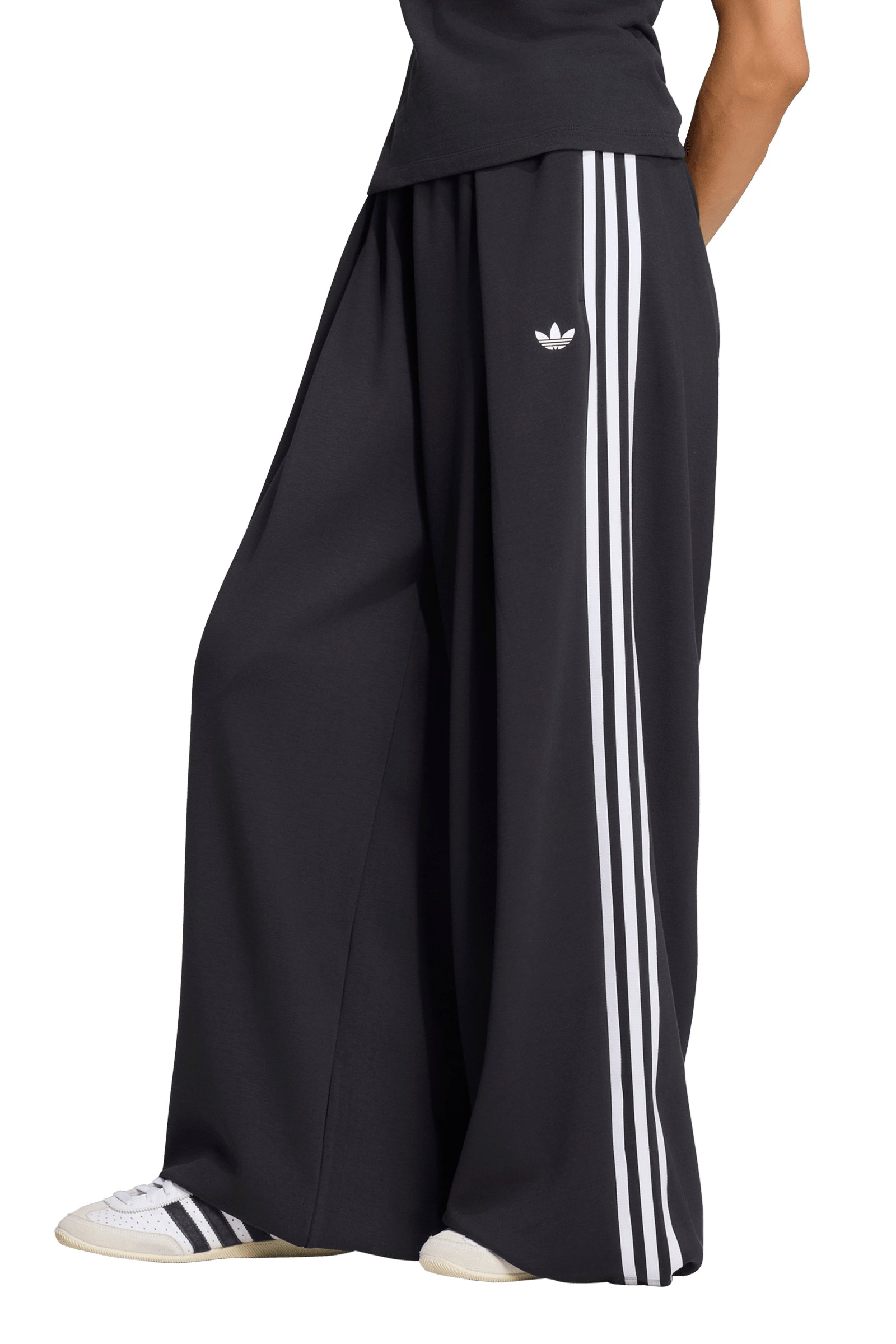 PLEATED TP / BLK