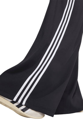 PLEATED TP / BLK