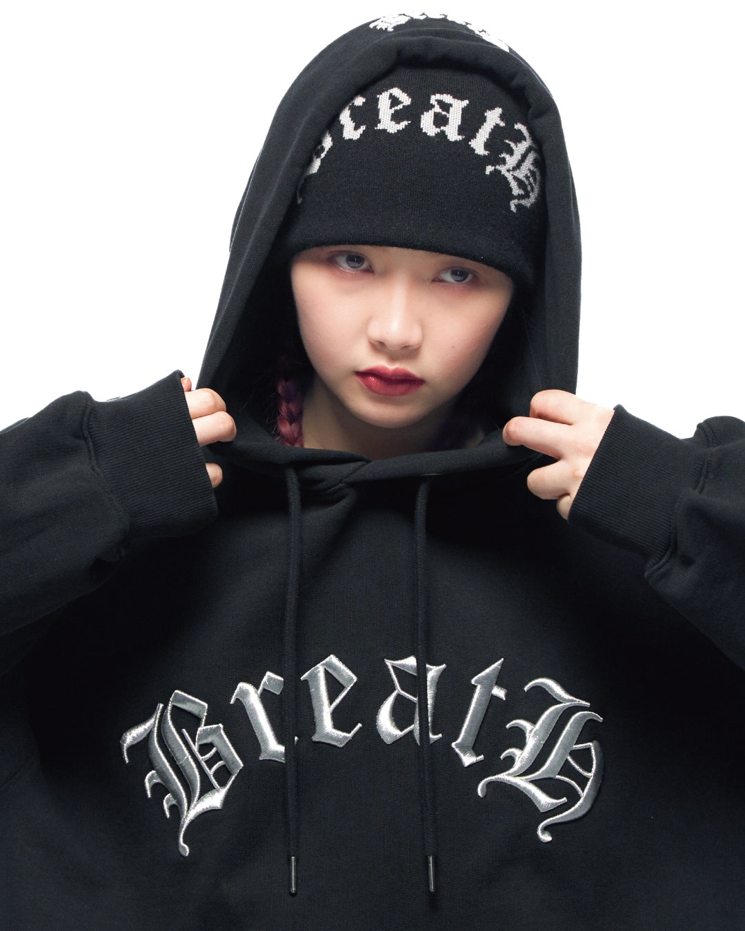 BREATH<br>FW24 OLD ENGLISH COLLECTION