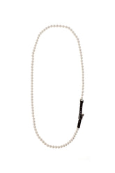 PEARL LEATHER NECKLACE / WHT