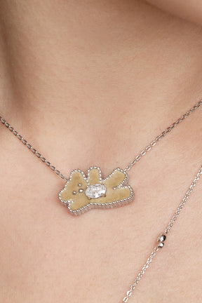 METAL GREETING BEAR NECKLACE / BRW