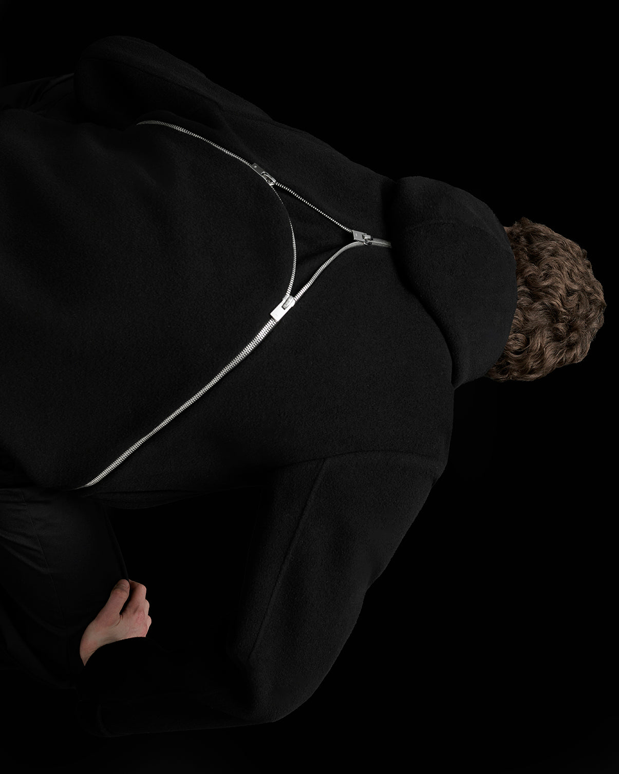 10月31日(金)より開催 HELIOT EMIL FW25 INSTALLATION