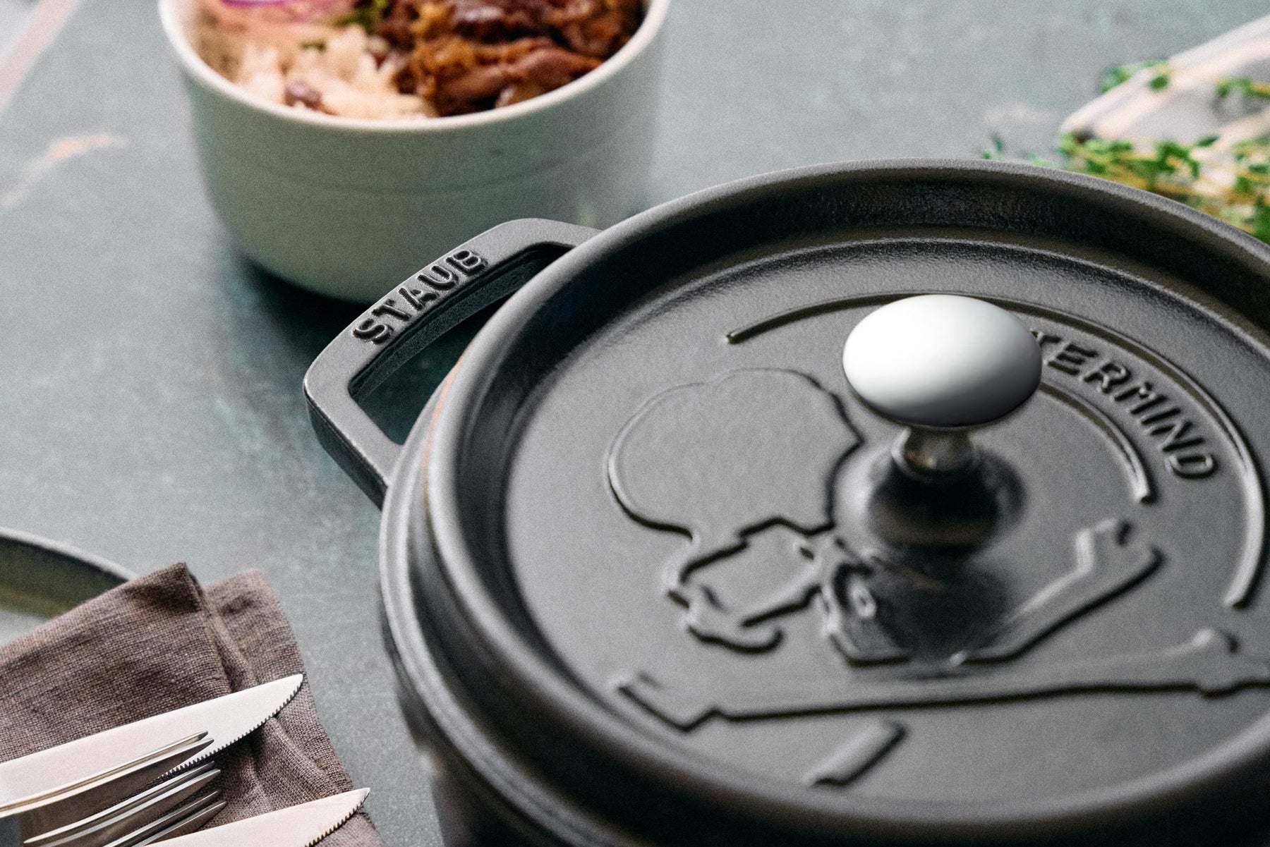 MASTERMIND WORLD × STAUB<br>COLLABORATION