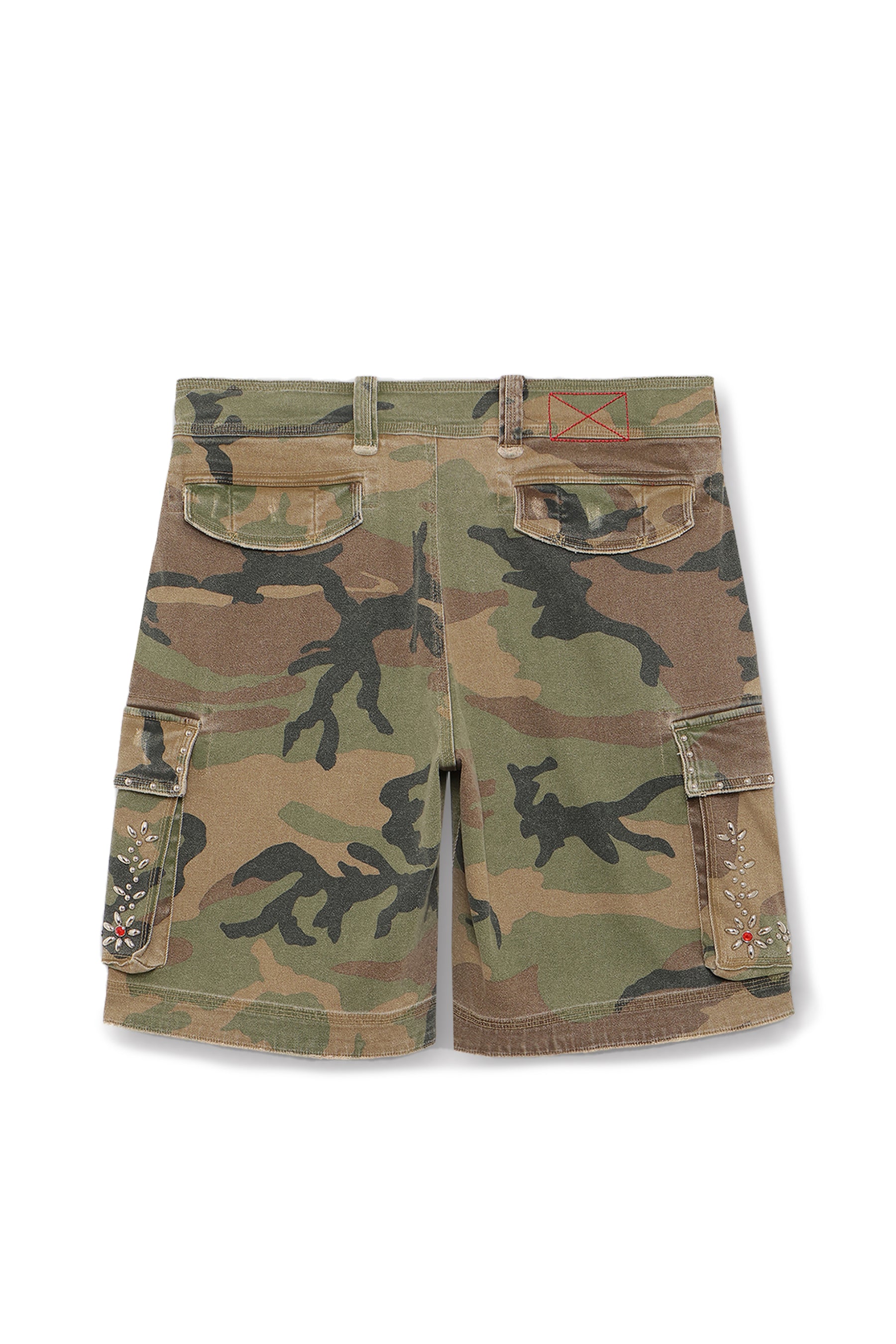 STUDDED MILITARY CARGO SHORTS / CAMO