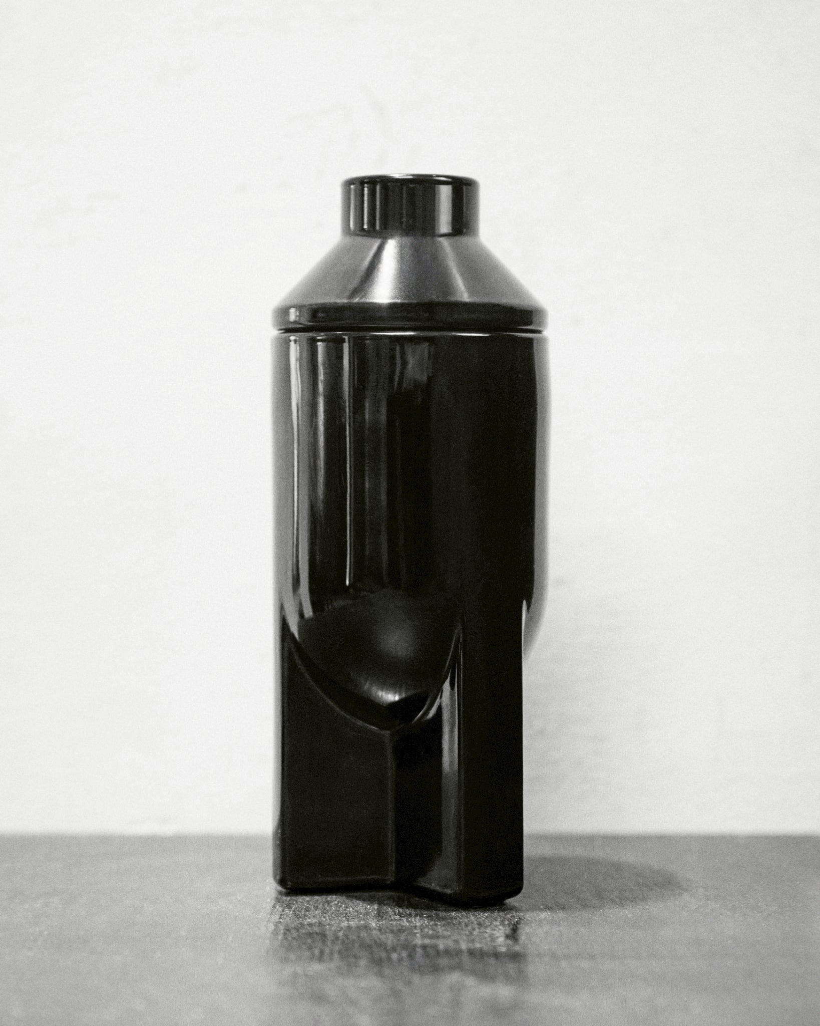 Rick Owens リック・オウエンス キャンドル 11月7日(金)発売開始 Rick Owens SCENTED CANDLE L'APPARITION