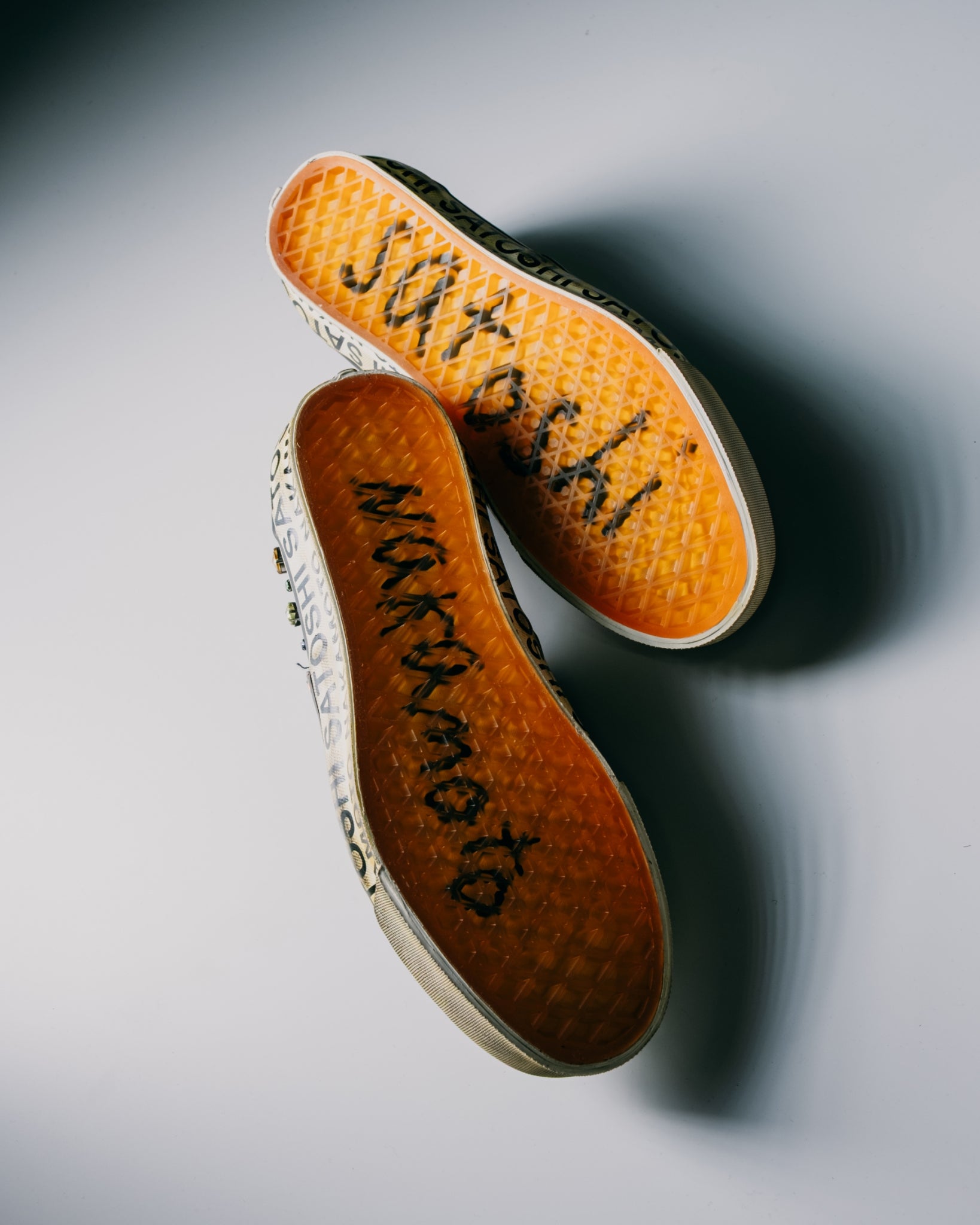 抽選販売 SATOSHI NAKAMOTO x OTW by Vans 『ERA 95 GEMS』