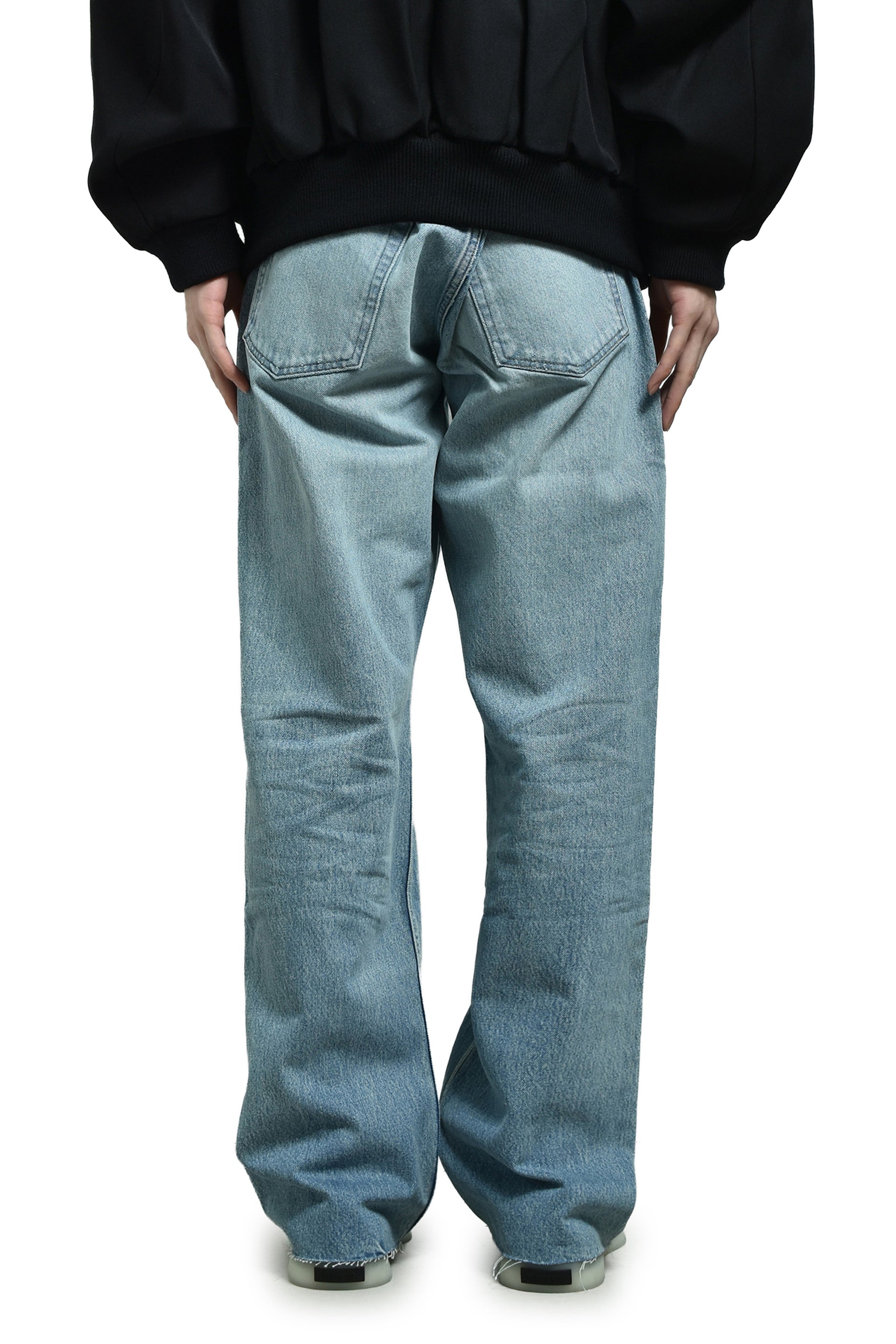 STRAIGHT "REVOLUTION" JEAN / LIGHT INDIGO