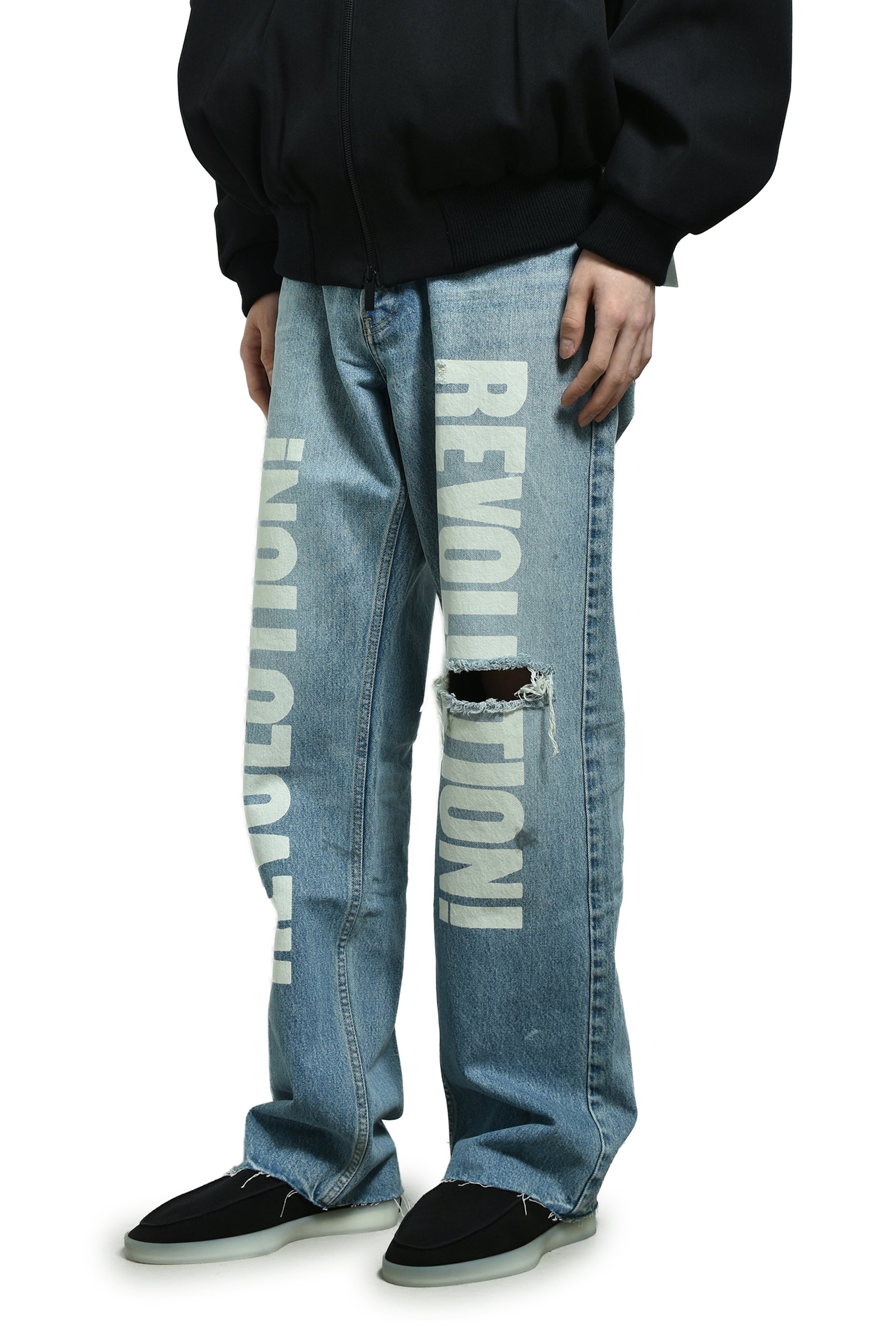 STRAIGHT "REVOLUTION" JEAN / LIGHT INDIGO