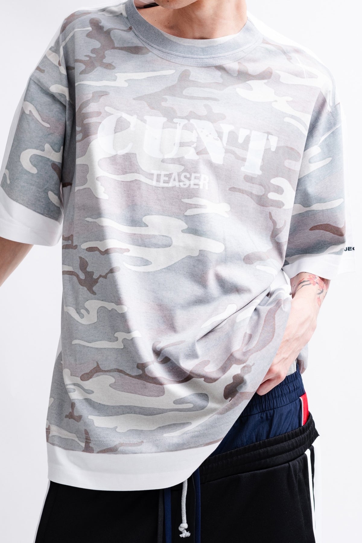 CAMO TROMPE-L'OEIL T-SHIRT / CAMO