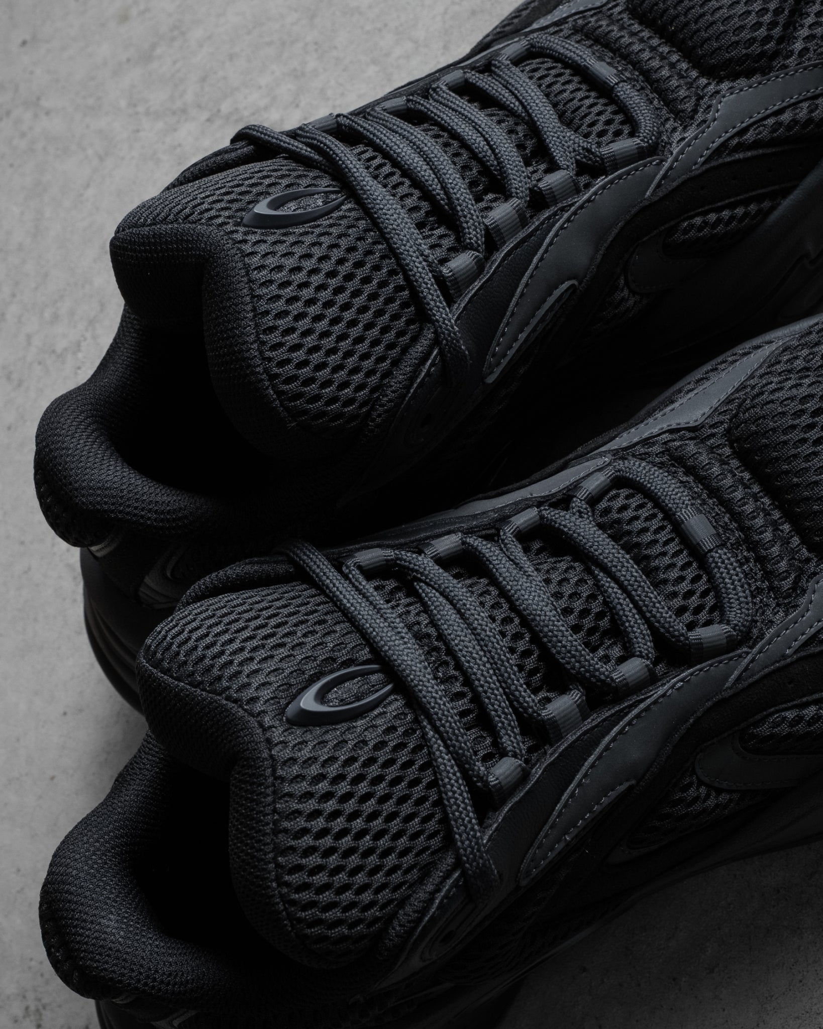 ソリューションブラック 1月23日(金)発売 VARIOUS ZERO BY VARIOUS™