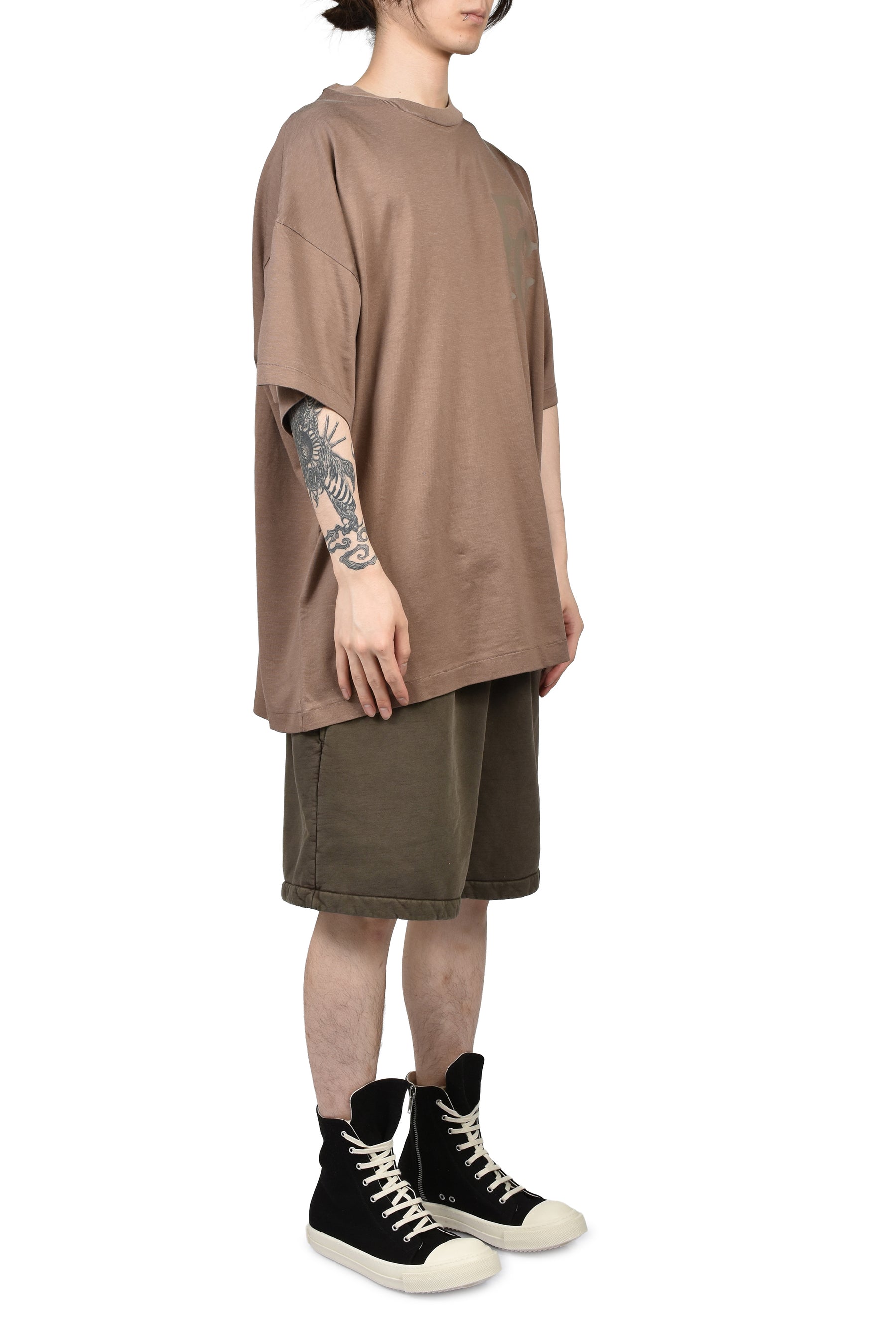 VACATION SHORT / FADED BRW
