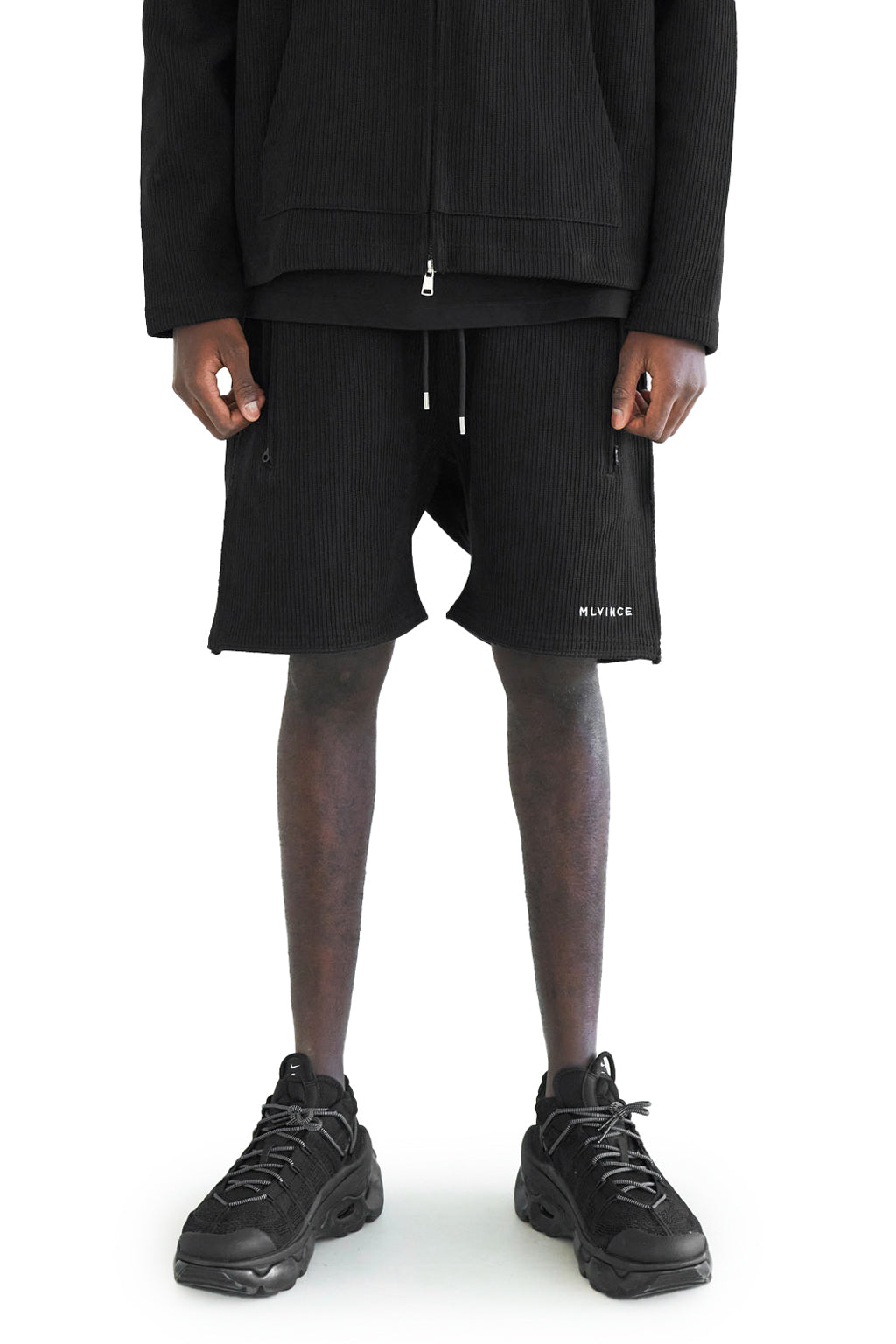 KNIT SHORTS / BLK