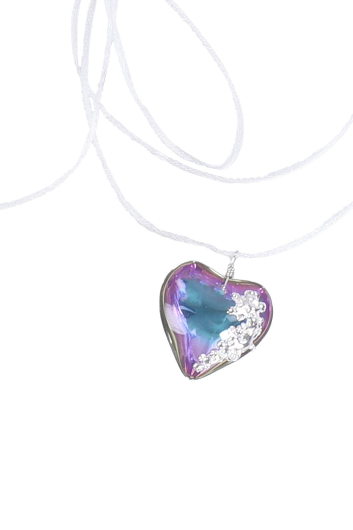 AURORA GLASS HEART NECKLACE(WITH RIBBON)_WHITE / WHT PNK