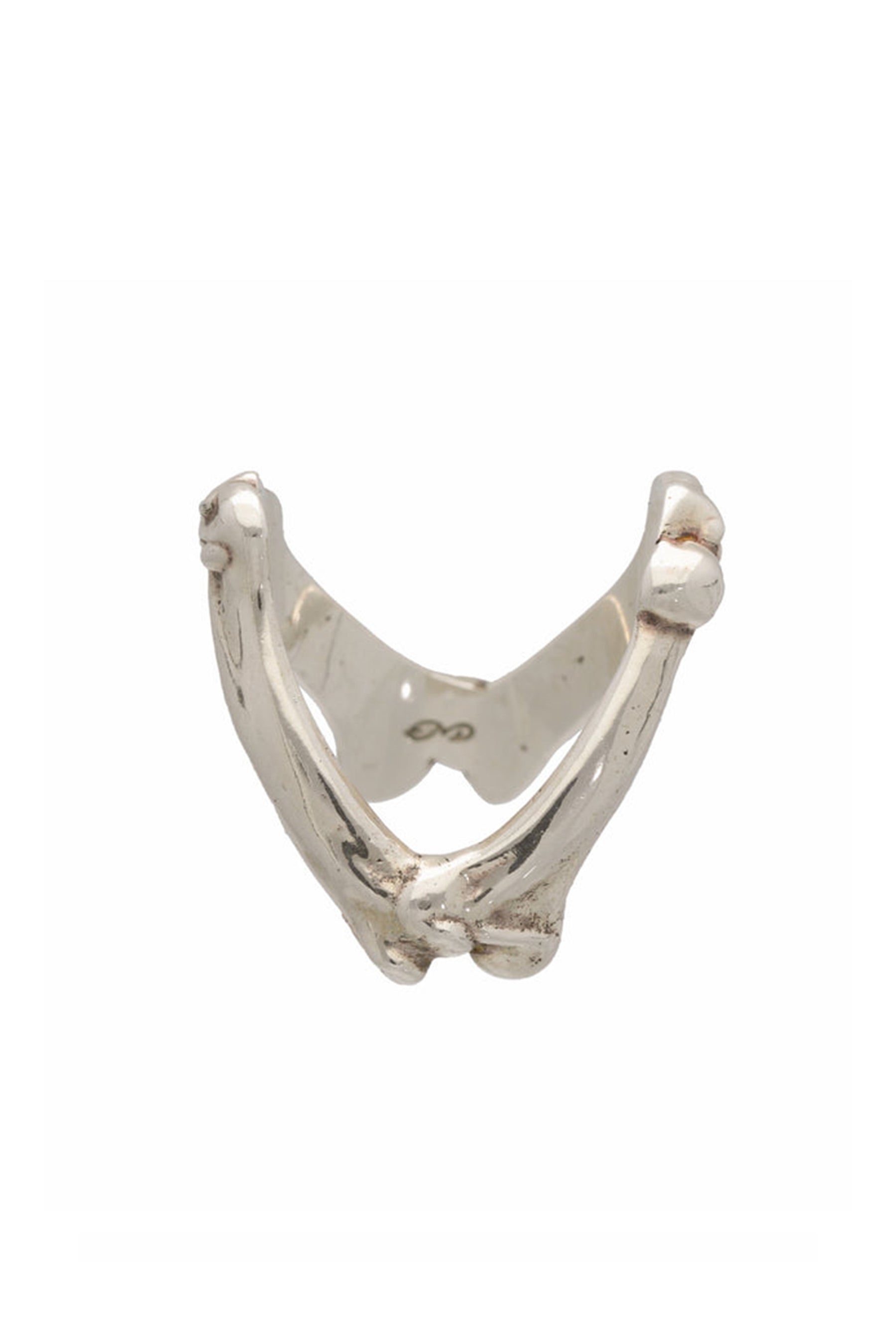 BONE SHAPED VICTORY RING. / SIL