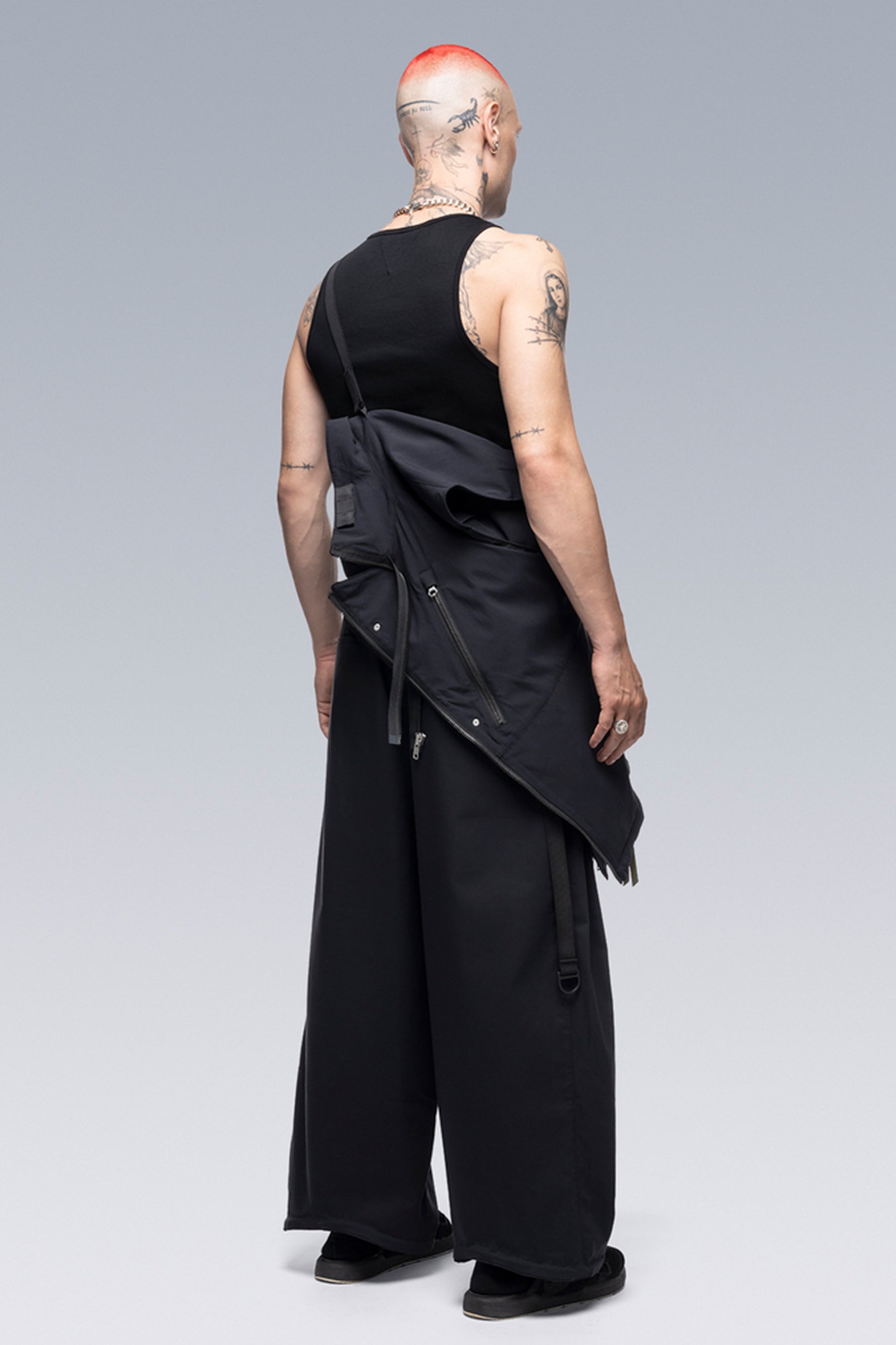 ACRONYM SS23 NYLON STRETCH RIDER VEST / BLK -NUBIAN